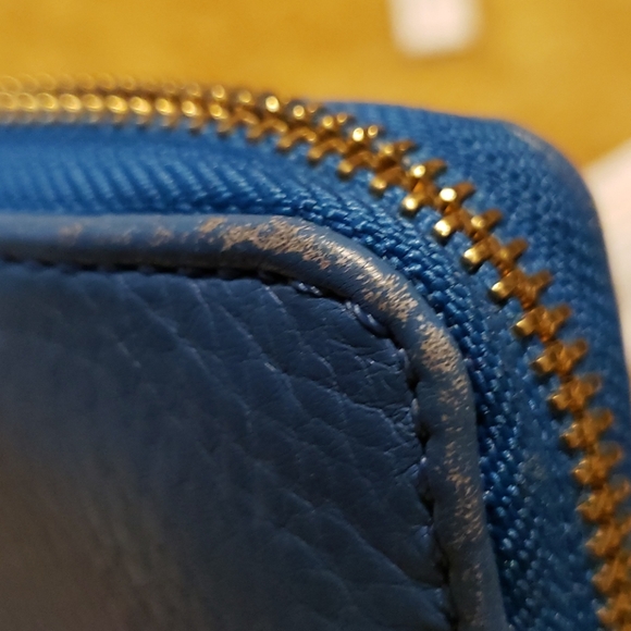 Michael Kors Jet Set zippered wallet - Picture 11 of 14